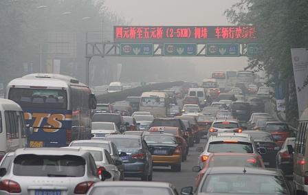 Smog, Stau, Verkehrsinfarkt: Auf Pekings Straßen geht oft nichts mehr