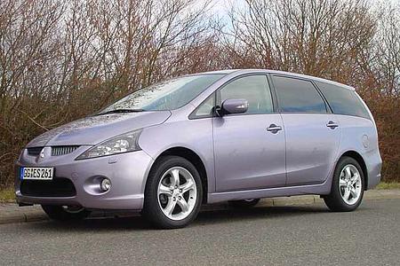 Mitsubishi Grandis: Straff in die Kurve und schnell auf Tempo 100 Mitsubishi Grandis: Straff in die Kurve und schnell auf Tempo 100