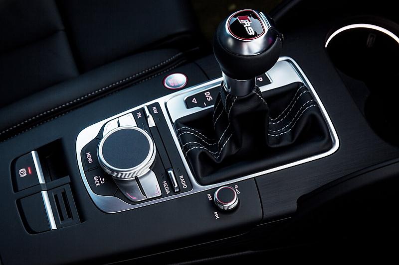 Audi RS3 Sportback - serienmäßig mit Siebengang-Doppelkupplung