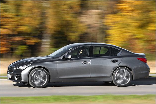 Der Infiniti Q50 ist ein seltener Anblick auf deutschen Straßen. Wir waren mit ihm auf Testfahrt