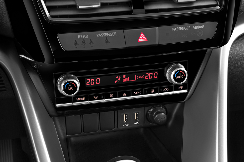 Mitsubishi Eclipse Cross PHEV (Baujahr 2021) Basis 5 Türen Temperatur und Klimaanlage