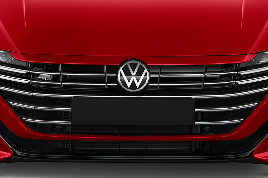 Volkswagen Arteon SB (Baujahr 2023) R Line 5 Türen Kühlergrill und Scheinwerfer