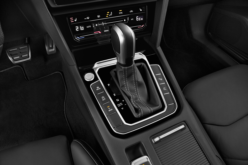 Volkswagen Arteon SB (Baujahr 2023) R Line 5 Türen Schalthebel