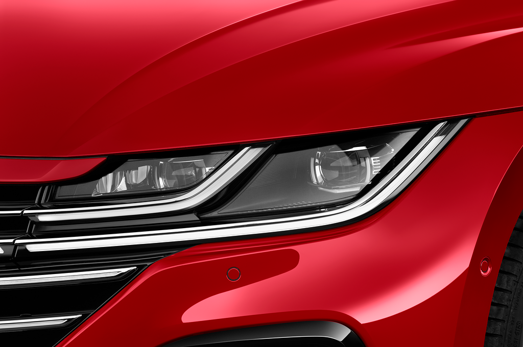 Volkswagen Arteon Shooting Brake (Baujahr 2021) R-Line 5 Türen Scheinwerfer