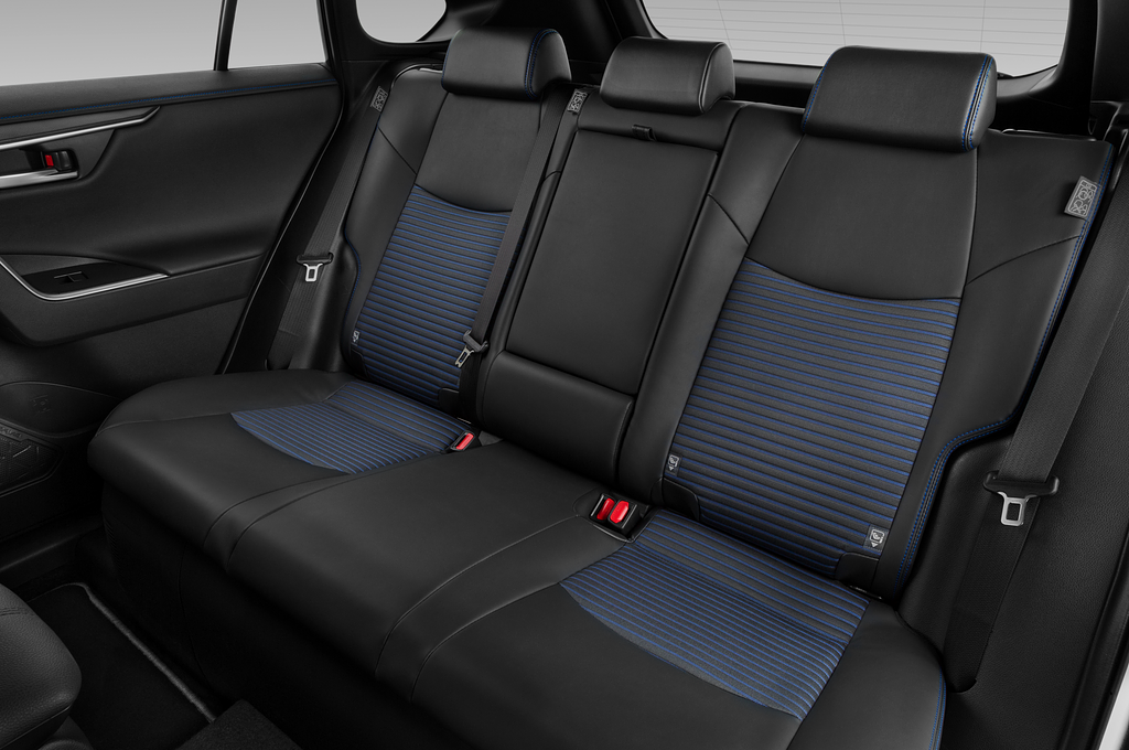 Toyota RAV4 Hybride (Baujahr 2021) Style Selection 5 Türen Rücksitze
