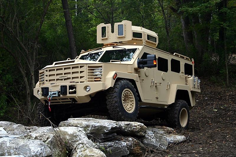 SWAT Teams in den USA mit Panzerfahrzeugen