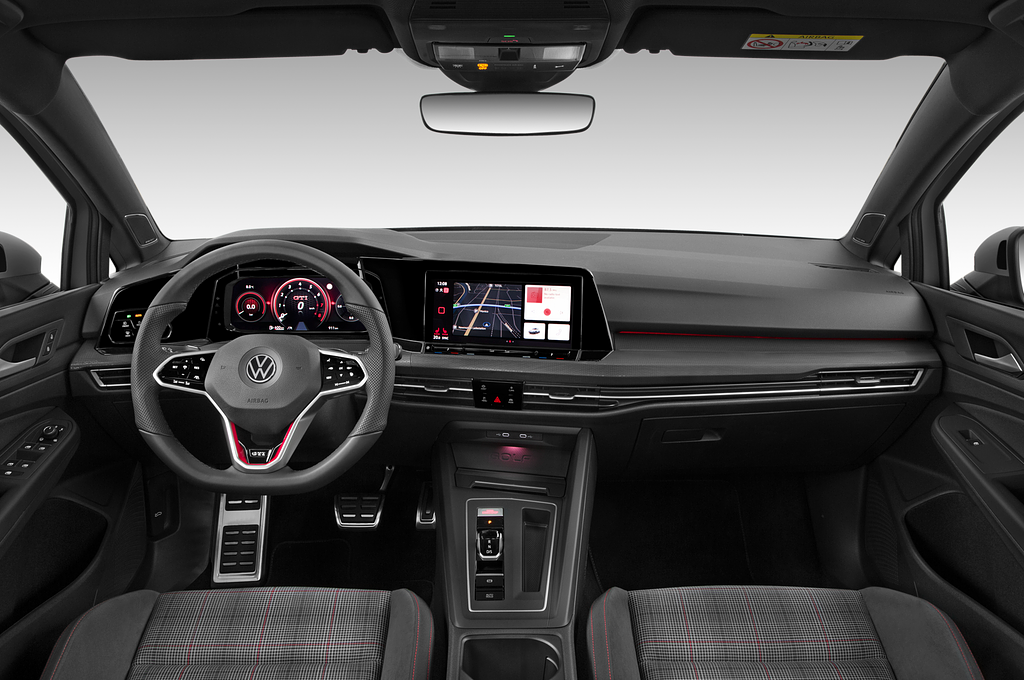 Volkswagen Golf (Baujahr 2021) GTI 5 Türen Cockpit und Innenraum