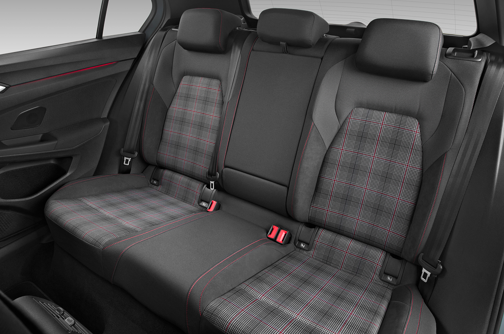 Volkswagen Golf (Baujahr 2021) GTI 5 Türen Rücksitze