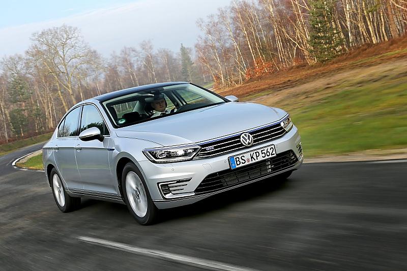 VW Passat GTE - 0 auf Tempo 100 in 7,9 Sekunden