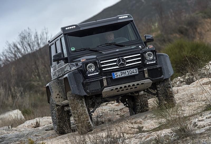 Mercedes G 500 4x4 hoch 2 - Grenzen scheint es nicht zu geben