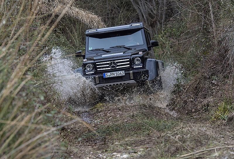 Die Wattiefe des Mercedes G 500 4x4 hoch 2 liegt bei einem Meter