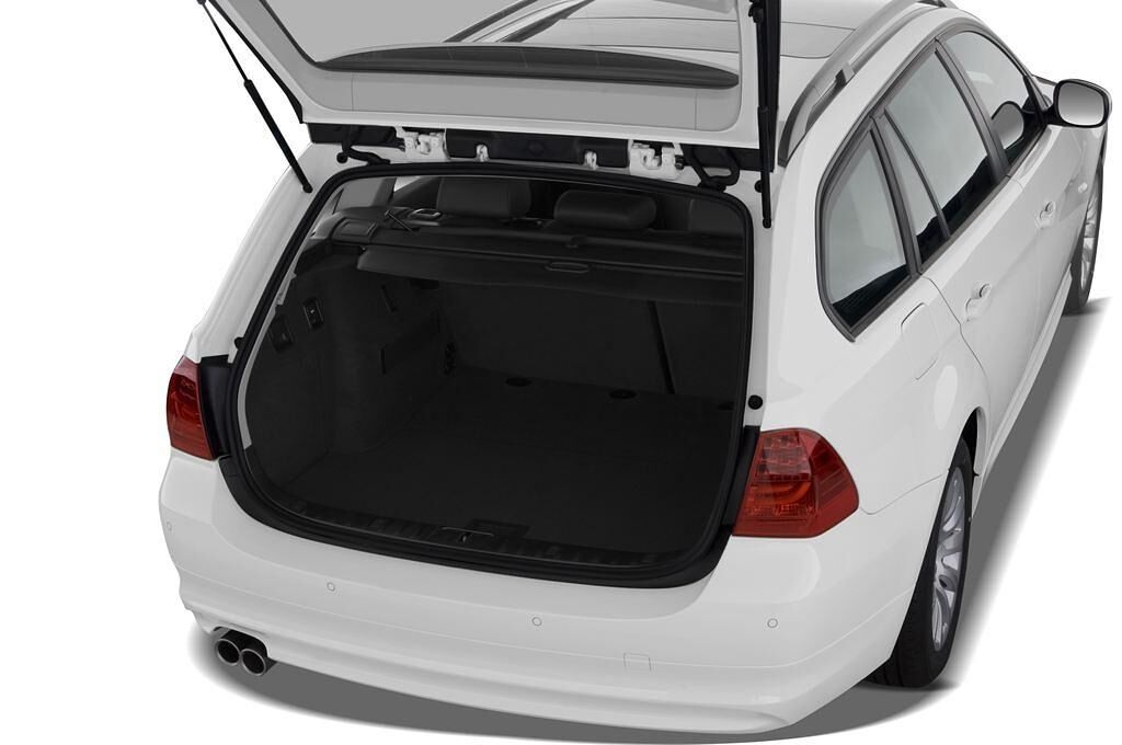 BMW 3 Series (Baujahr 2010) 325i Touring 5 Türen Kofferraum