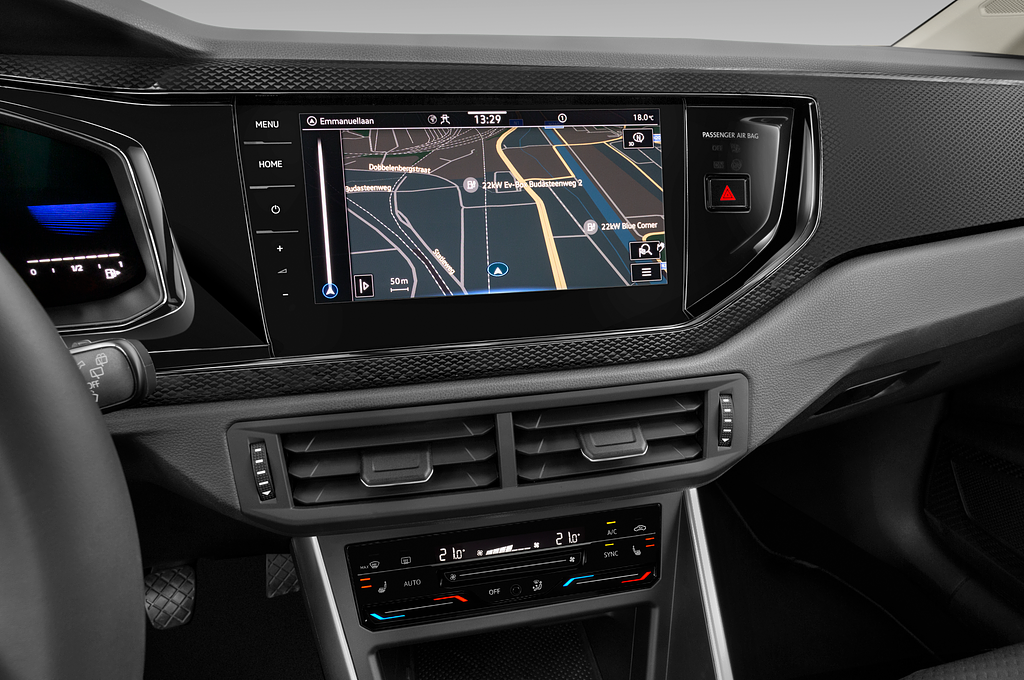 Volkswagen Polo (Baujahr 2023) Life 5 Türen Mittelkonsole