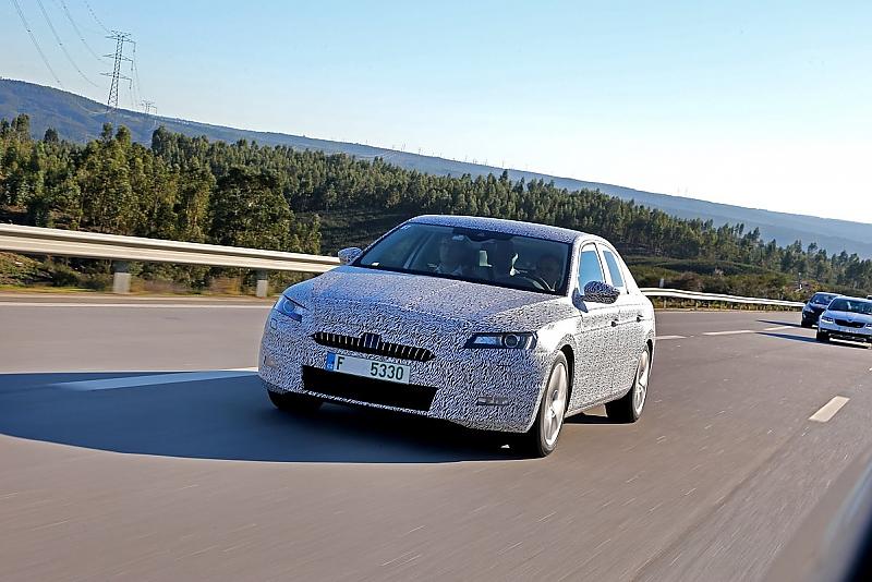 Skoda Superb Prototyp 2015