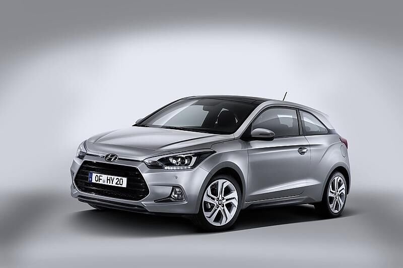 Die Silhouette des Hyundai i20 Coupe ist sportlicher, als die des Viertürers