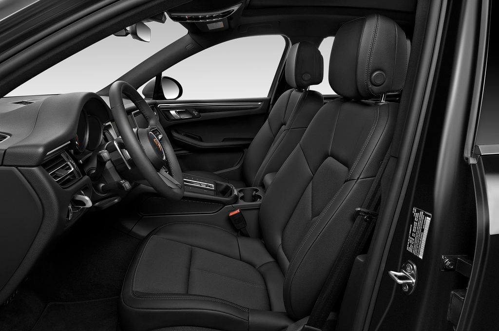 Porsche Macan (Baujahr 2022) Base 5 Türen Vordersitze