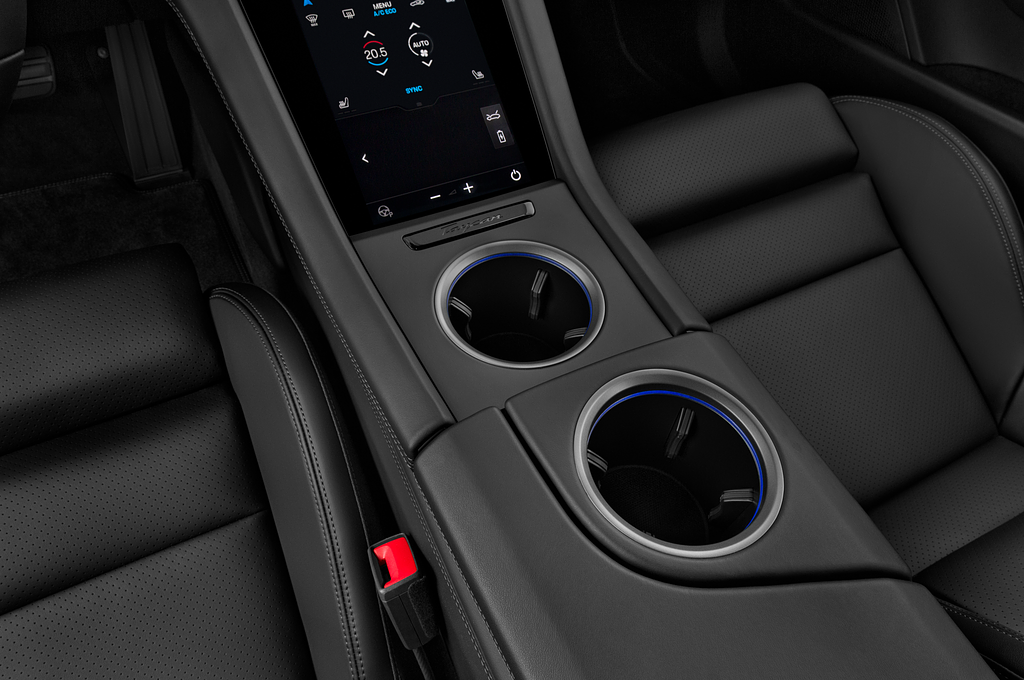 Porsche Taycan (Baujahr 2022) 4S Sport Turismo 5 Türen Schalthebel