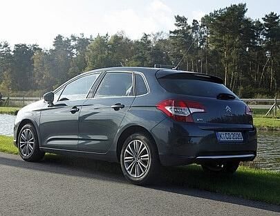 Als VTi 95 Benziner startet der C4 bei 16.970 Euro.
