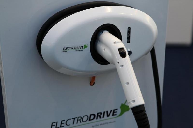 Im Verbund sollen Automobil-Akkus bald aktiver Teil der Energieversorgung werden