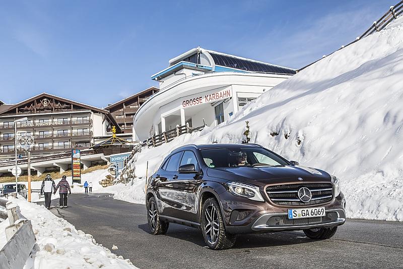 Mercedes GLA 250 4matic unterwegs in den Tiroler Alpen