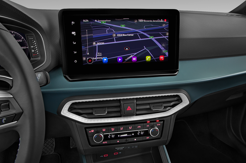 SEAT Arona (Baujahr 2022) Xperience 5 Türen Mittelkonsole