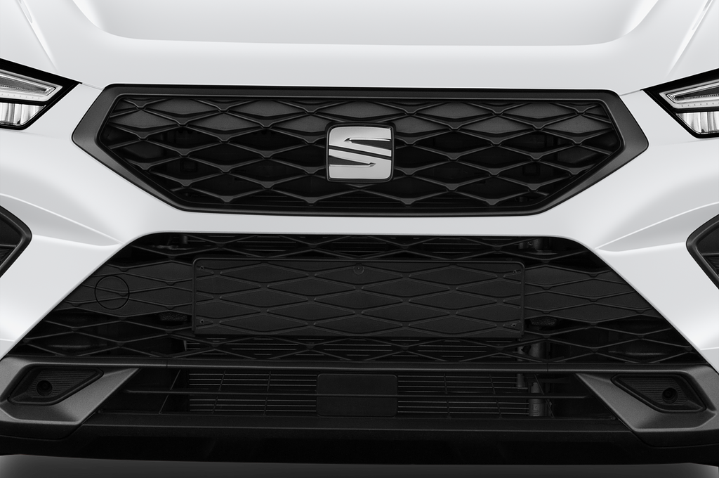 SEAT Ateca (Baujahr 2020) FR 5 Türen Kühlergrill und Scheinwerfer