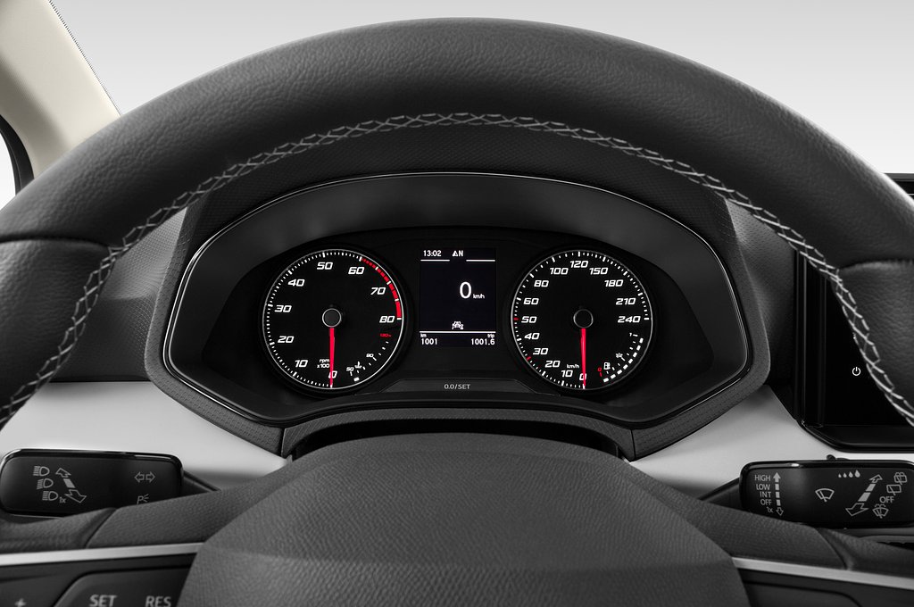 SEAT Ibiza (Baujahr 2022) Style 5 Türen Tacho und Fahrerinstrumente