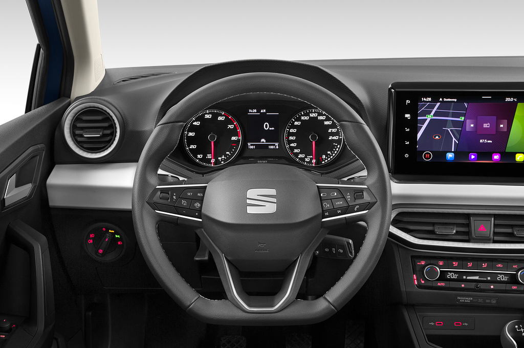 SEAT Ibiza (Baujahr 2022) Style 5 Türen Lenkrad