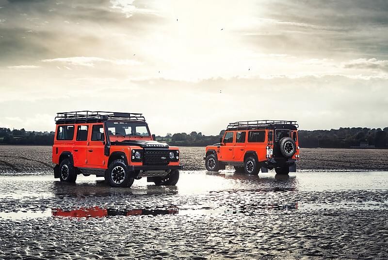 Land Rover Defender Adventure