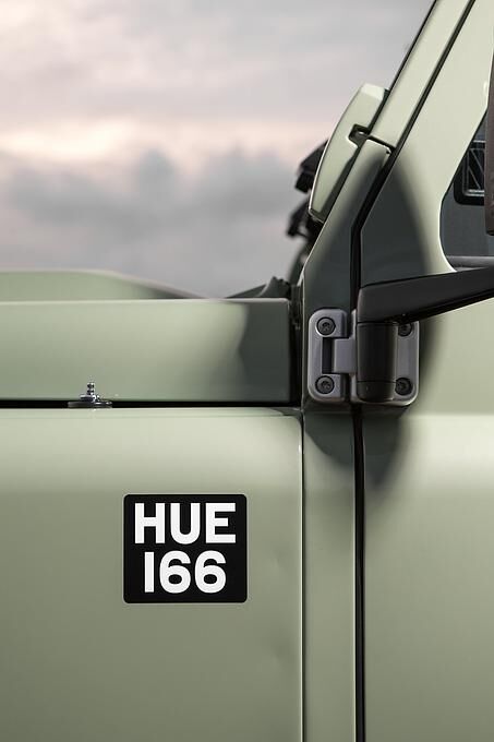 Land Rover Defender Heritage