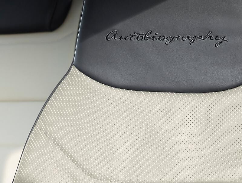 Land Rover Defender Autobiography