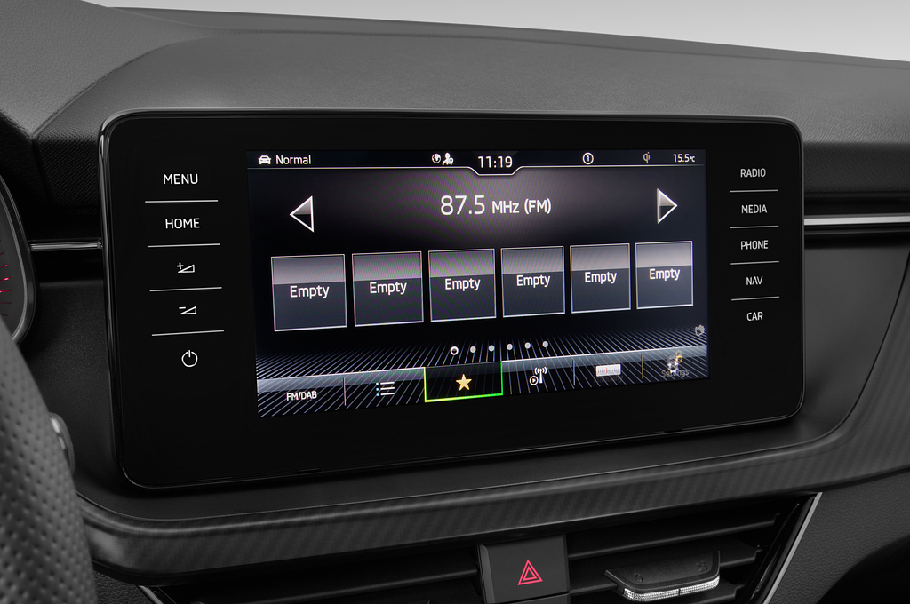 Skoda Scala (Baujahr 2020) Monte Carlo 5 Türen Radio und Infotainmentsystem