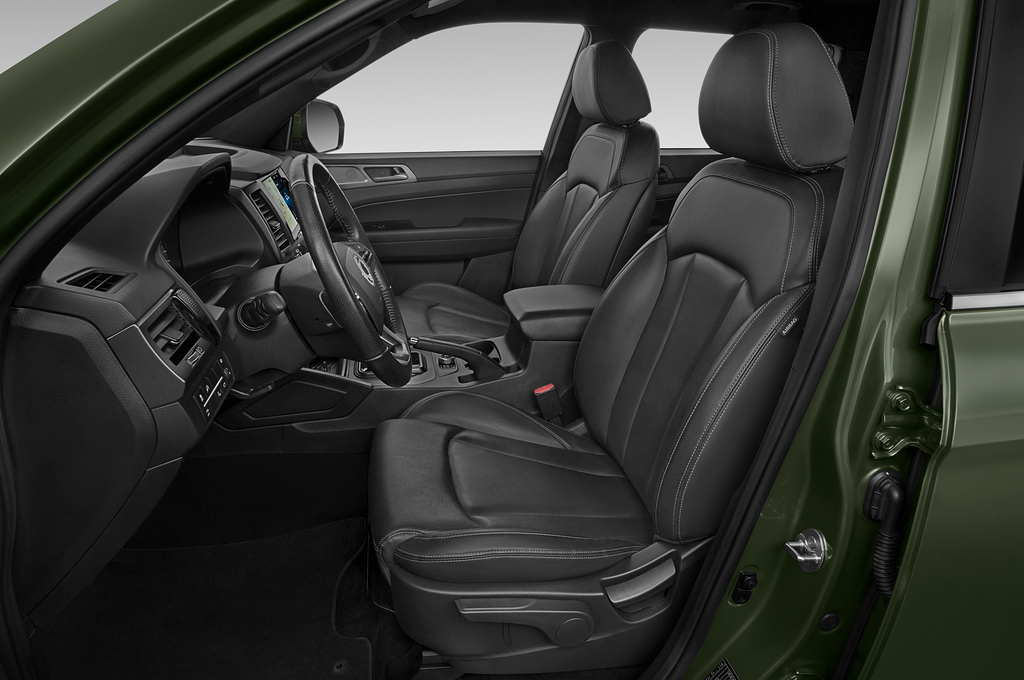 Ssangyong Musso (Baujahr 2022) Sapphire Crew Cab 4 Türen Vordersitze