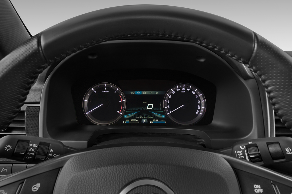 Ssangyong Musso (Baujahr 2022) Sapphire Crew Cab 4 Türen Tacho und Fahrerinstrumente