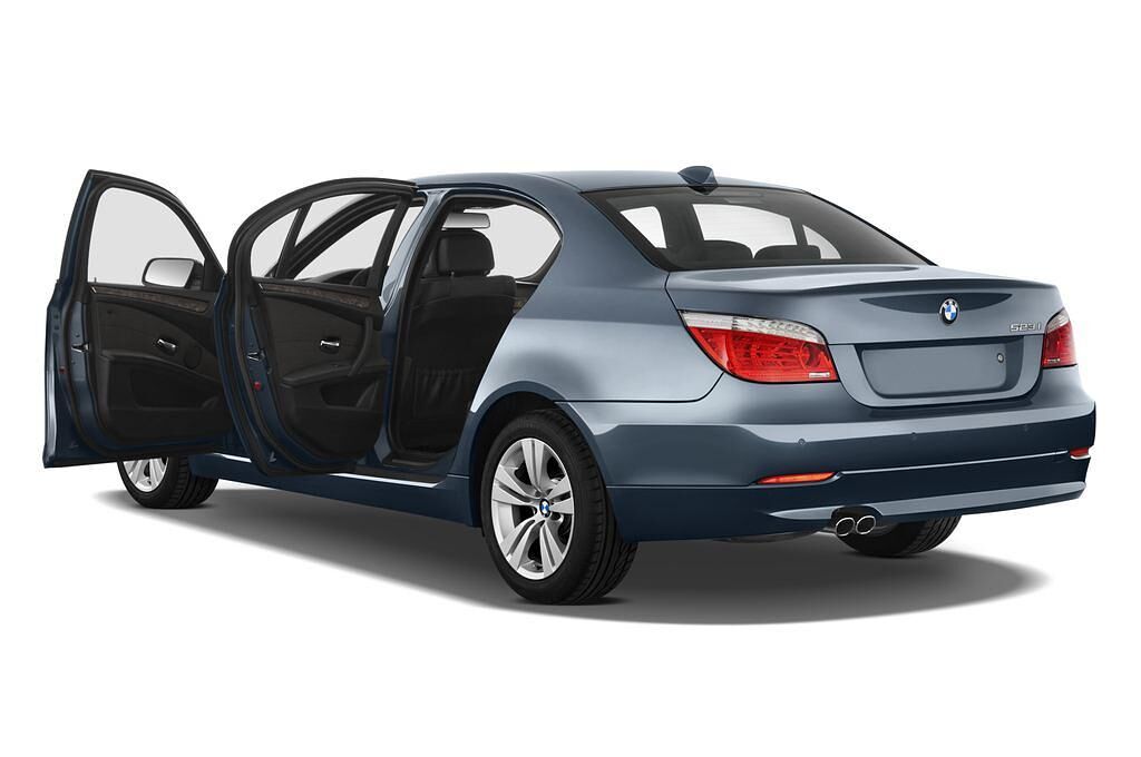 BMW 5 Series (Baujahr 2009) 523i 4 Türen Tür geöffnet