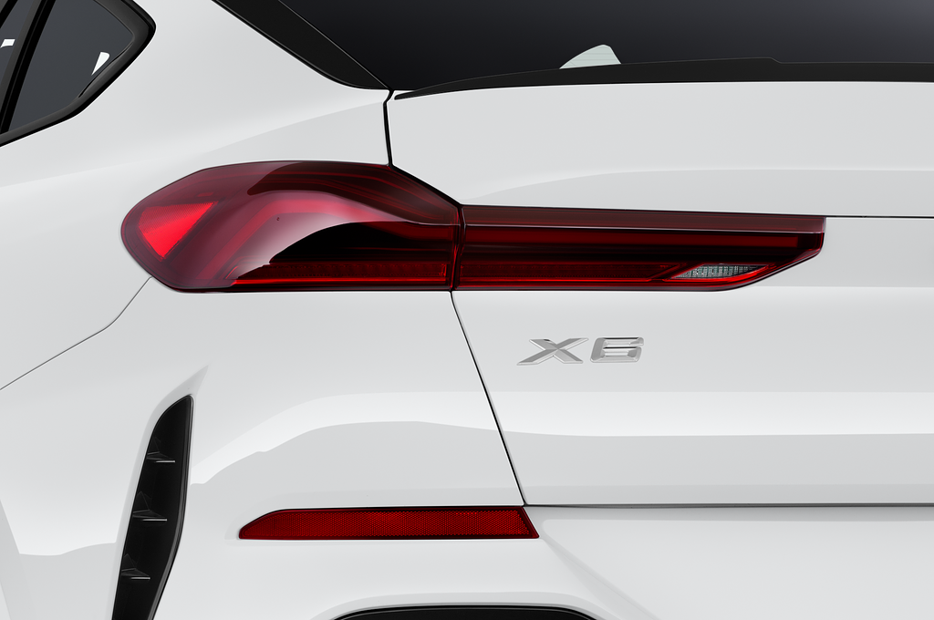 BMW X6 (Baujahr 2024) M Sport 5 Türen Rücklicht
