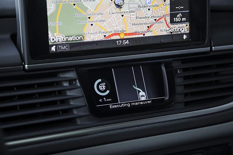 Ein LED-Kreis zeigt an, wie lange der Autopilot noch aktiv ist