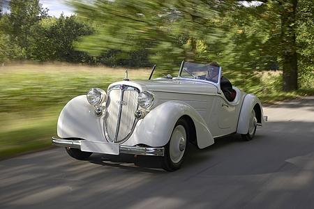 Techno Classica 2015 - Essen auf alten Rädern