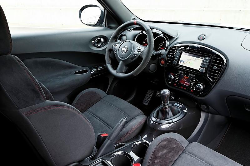 Der Innenraum des Nissan Juke Nismo RS
