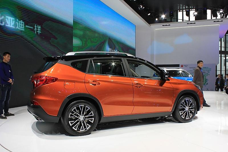 Der BYD Song Hybrid SUV basiert auf dem BYD S3