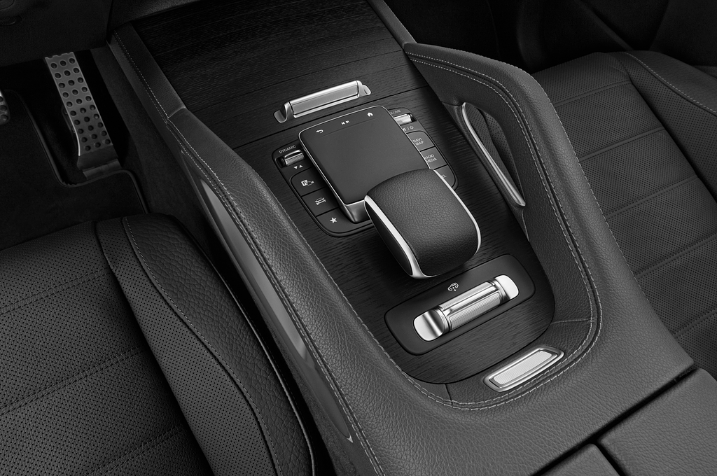 Mercedes GLE Coupe PHEV (Baujahr 2023) 400e AMG Line 5 Türen Schalthebel