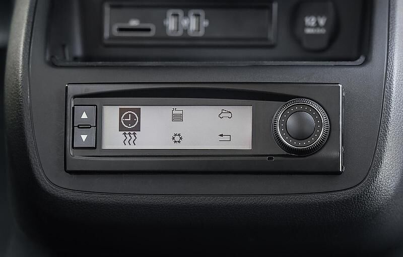 Im Mercedes Marco Polo lassen sich viele Funktionen zentral bedienen - vom Hochklappen des Hubdaachs bis zur Standheizung