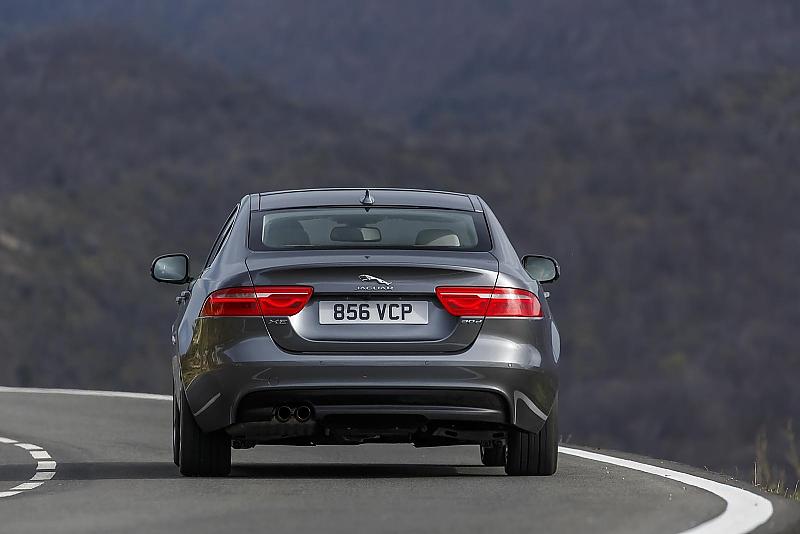 Jaguar XE
