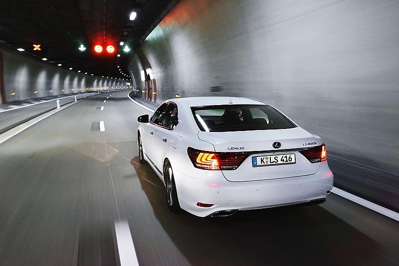 Der LS 600h wird hauptsächlich in der Vollausstattung bestellt.