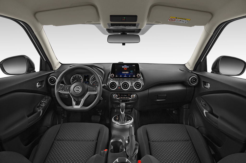 Nissan Juke (Baujahr 2023) Acenta 5 Türen Cockpit und Innenraum