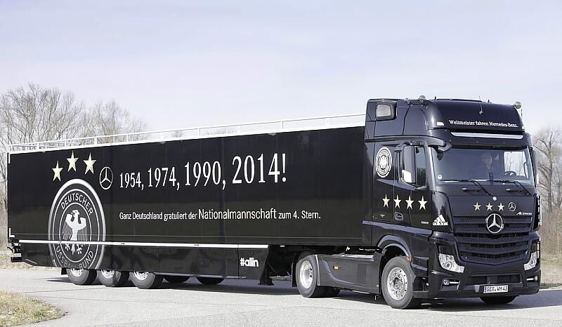 Ein solcher Lkw wiegt gut und gerne 40 Tonnen