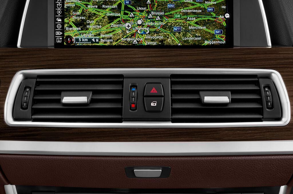 BMW 5 Series (Baujahr 2016) Luxury Line 5 Türen Lüftung