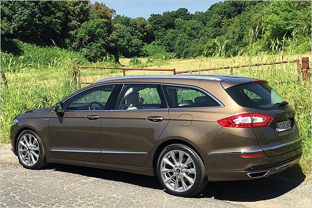Der Mondeo-Kombi wartet mit einem sehr ordentlichen Platzangebot auf