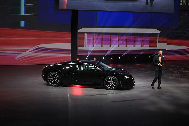 Bei Bugatti war wieder einmal ein Veyron zu sehen.