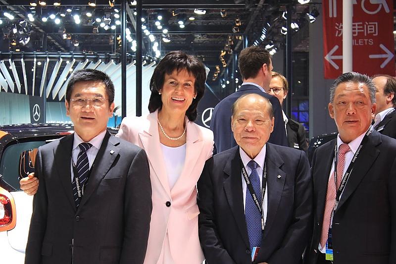 Smart Chefin Winkler mit K.S. Gan (links) und C.K. Lau (rechts)